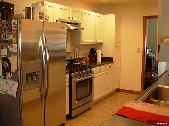 2nd image of 10 Cottonwood Ct