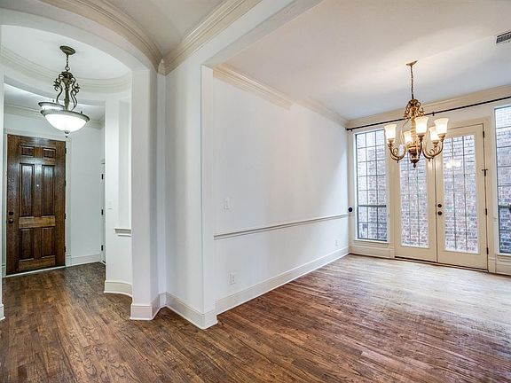 3rd image of 4824 Deandra Ln