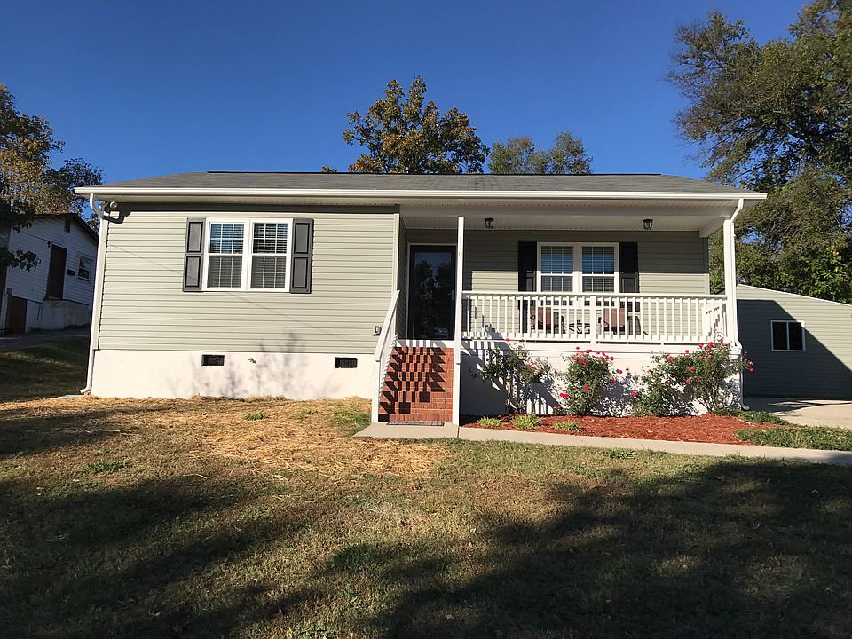 1st image of 310 Clay St