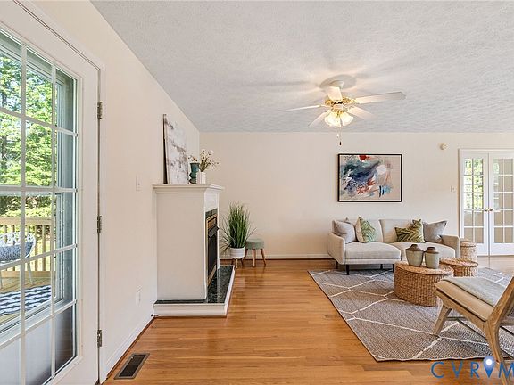 5th image of 1319 Green Trellis Pl