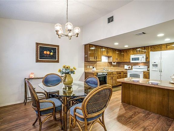 4th image of 1086 Verbena Dr