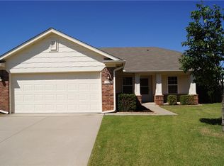 709 Humming Fish Dr, Norman, OK 73069