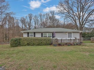 5852 Overby Rd, Flowery Branch, GA 30542