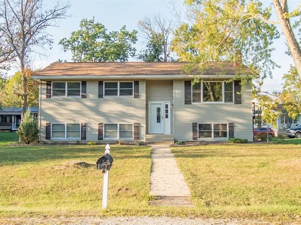 15047 N Colony Ln, Effingham, IL 62401