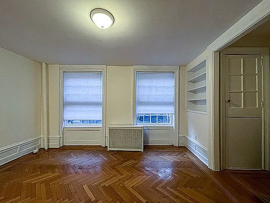 1st image of 34 Monroe Pl APT 1A