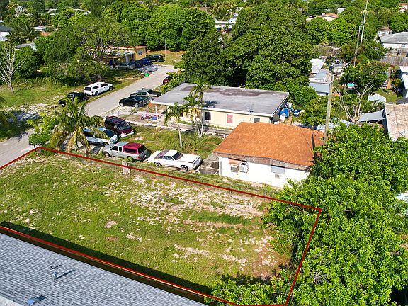 5th image of 1141 Peak Road