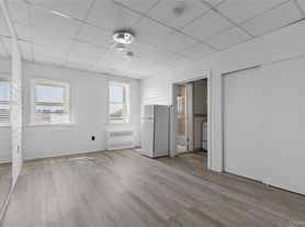 52 Florida St, Long Beach, NY