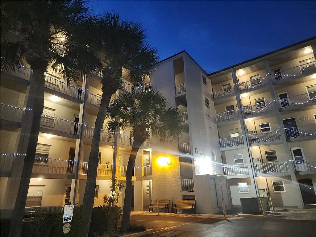2 bed, 2.0 bath, 1144 sqft, $1,250 — Photo 4
