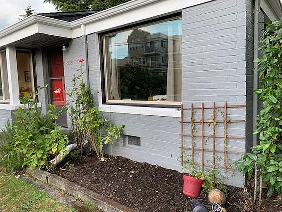 3rd image of 8216 5th Ave NE #8216