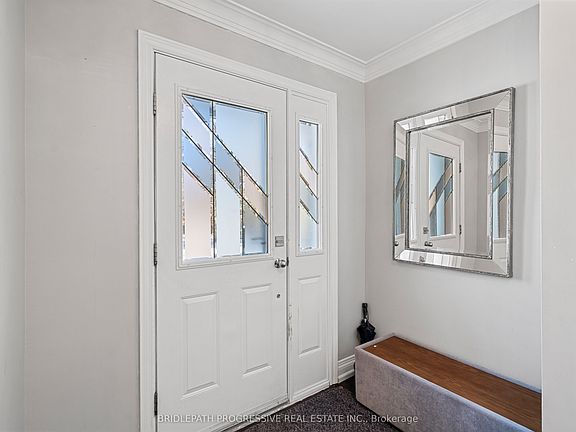 5th image of 289 Burnett Ave