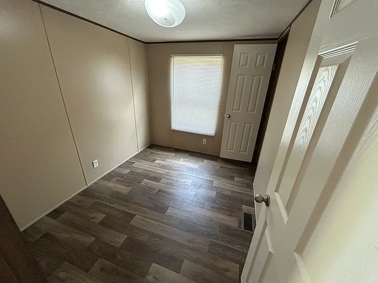 1521 Bunnys Dr — Photo 10