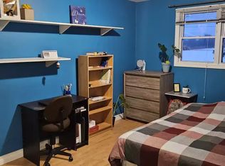 42 Rosenfeld Dr #1D, Barrie, ON L4M5X8