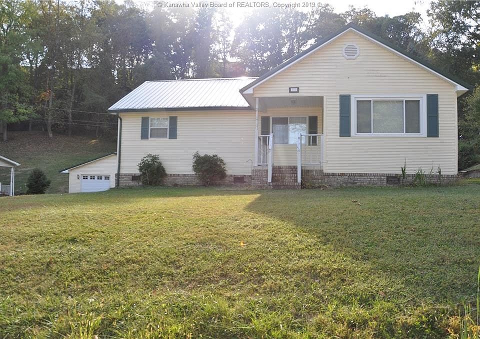1st image of 773 Gordon Dr