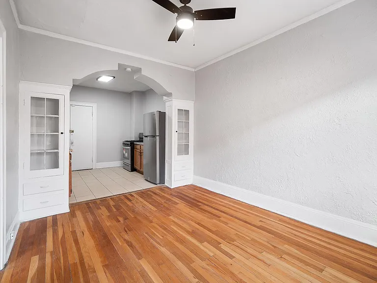Middlehurst Apartments — Photo 31