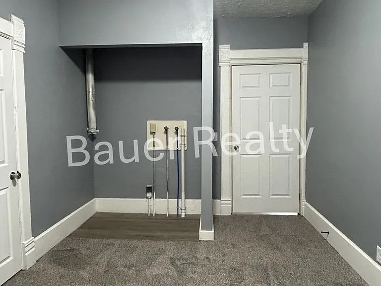 114 Dale Ave — Photo 16