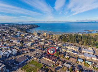 113 Hirst Ave E #203, Parksville, BC