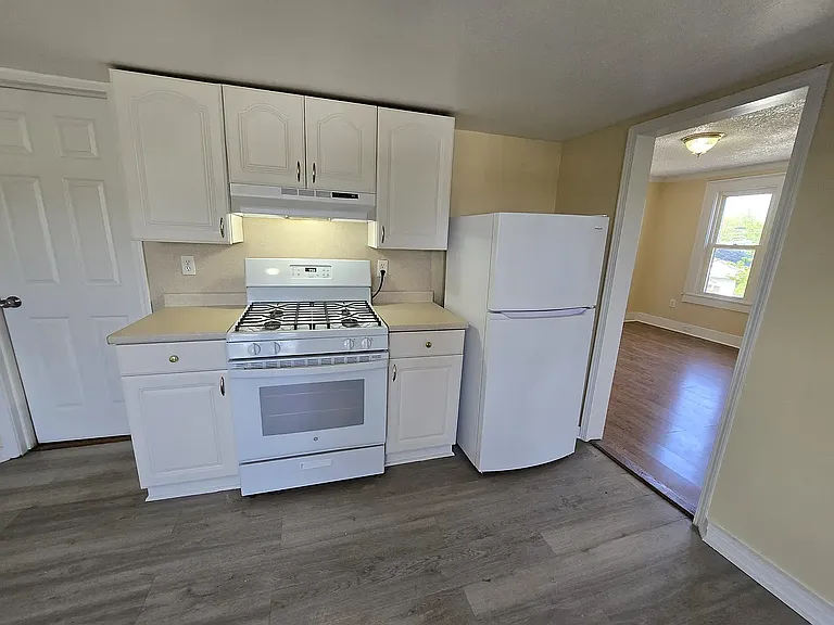 23 Brown St #C-3 — Photo 9