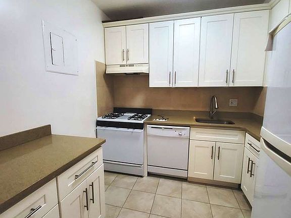 3rd image of 138-35 Elder Ave #20C