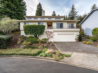 30 Clement Ct, Napa, CA 94558