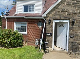 3243 Sunset Blvd, Steubenville, OH 43952