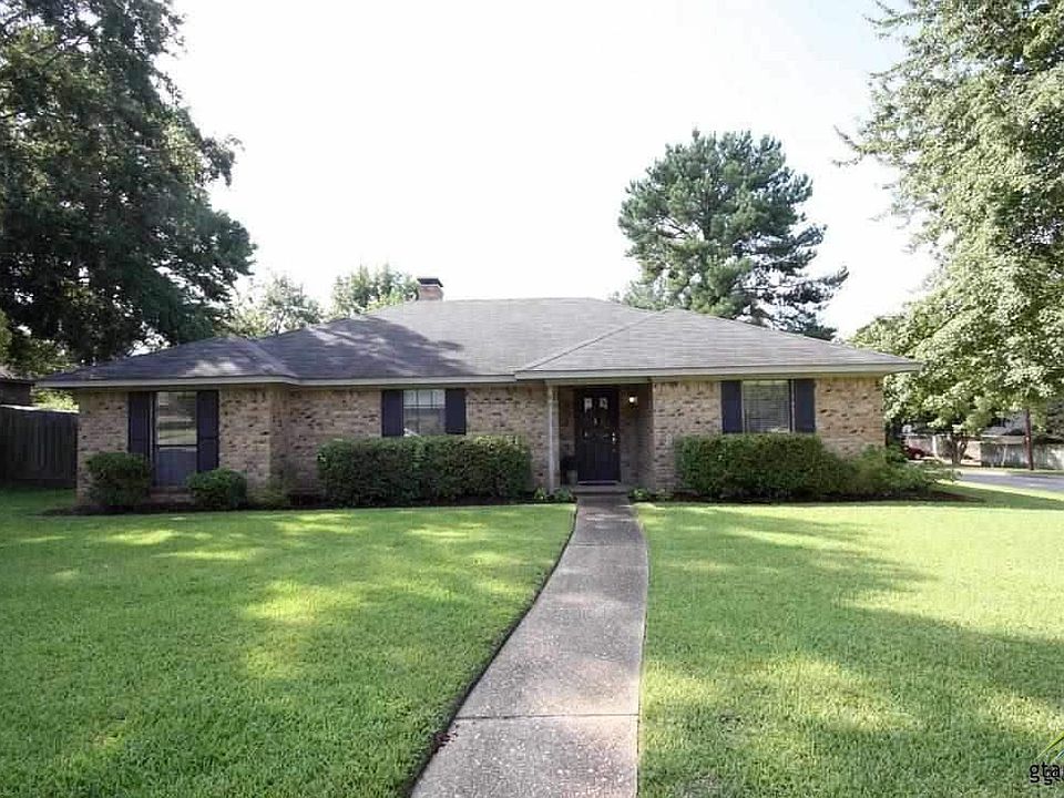 1st image of 905 Elaine Dr