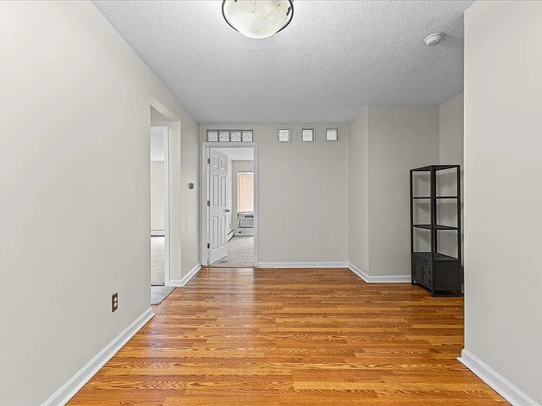 1531 Packard St #13 — Photo 2