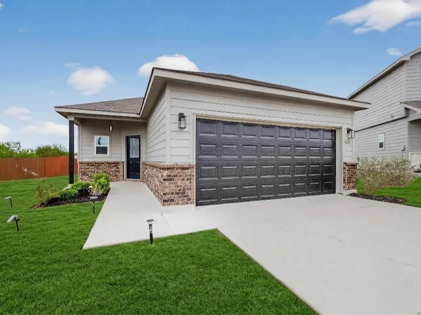 3038 Laguna Cliffs, Converse, TX 78109