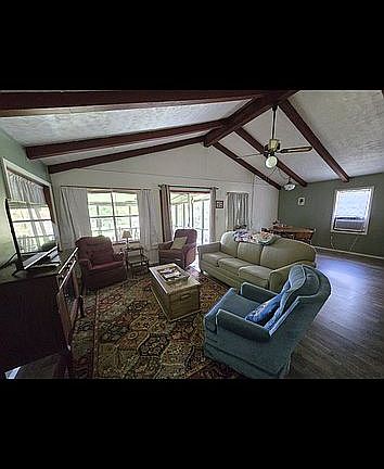 4th image of 126 Harvey Ln