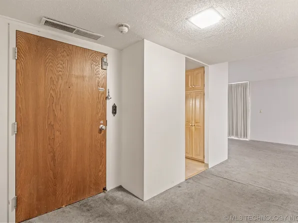 450 W 7th St APT 808, Tulsa, OK 74119