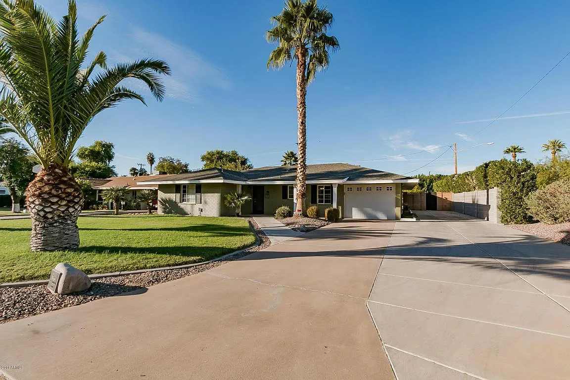4320 E Catalina Dr — Photo 1