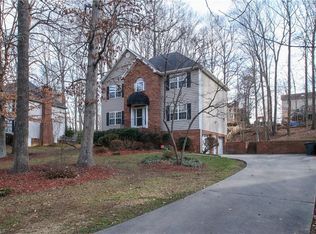 1829 Glen Ridge Dr, Kernersville, NC 27284