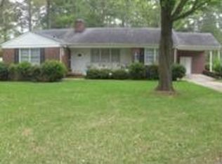1427 Parker Ln, Henderson, NC 27536