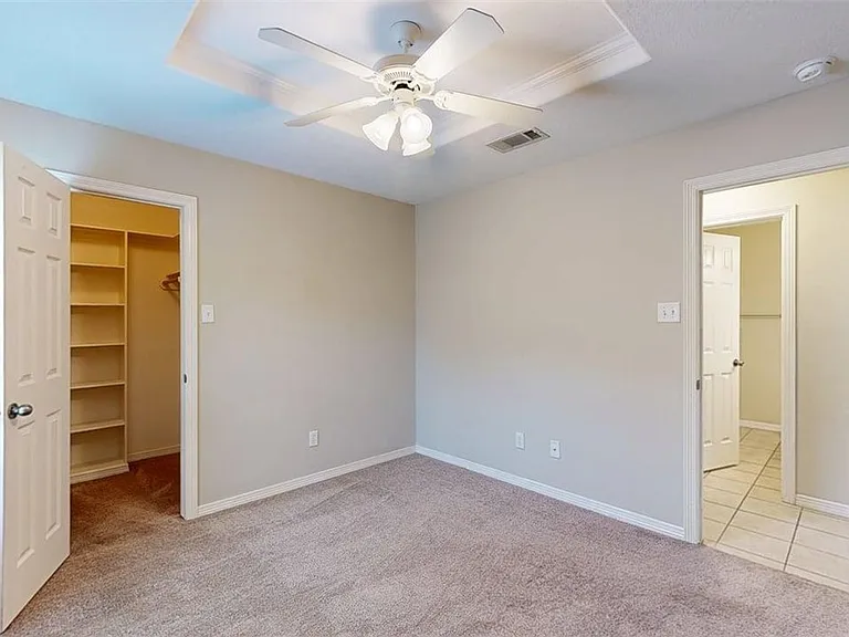 2350 Kendal Green Cir — Photo 17