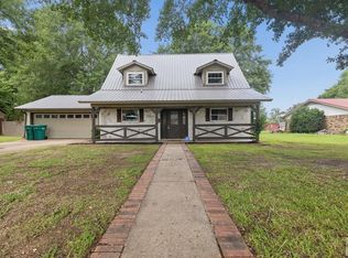 208 Meadow Dr, New Boston, TX 75570