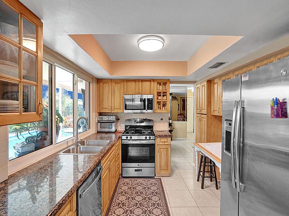 3rd image of 7330 NW 20th Court