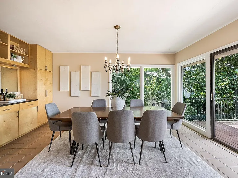 3612 Ridgeway Ter — Photo 35
