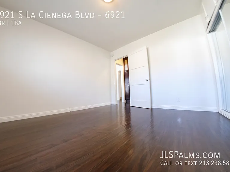 6921 S La Cienega Blvd #6921 — Photo 8