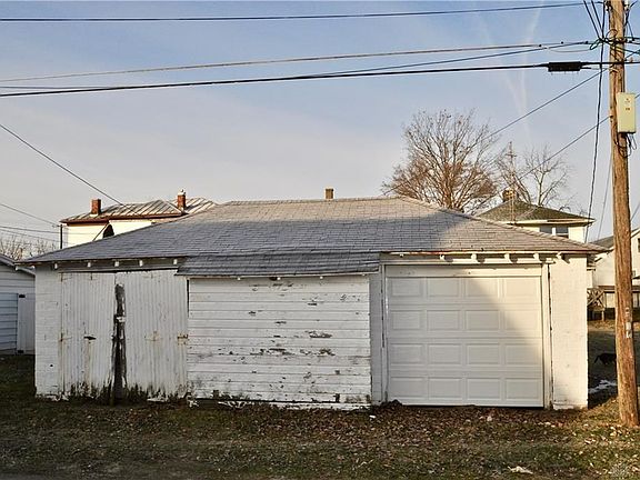 4th image of 415 N Gray Ave