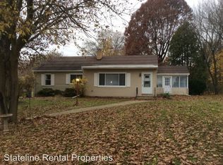 4204 Pinecrest Rd, Rockford, IL 61107