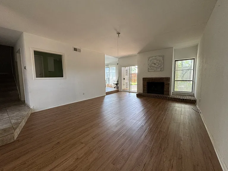 9106 Emberglow Ln #1 — Photo 8