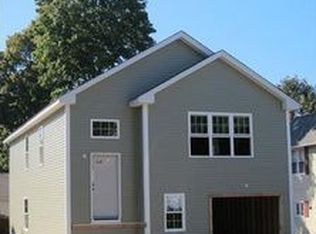 162 Hull St, Bristol, CT 06010