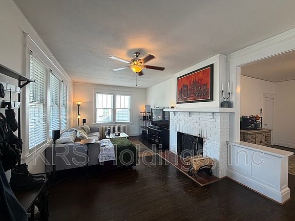 2nd image of 212 Maryland Ave