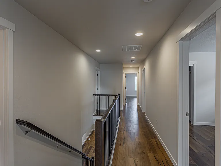 4768 NW Huserik Dr — Photo 14