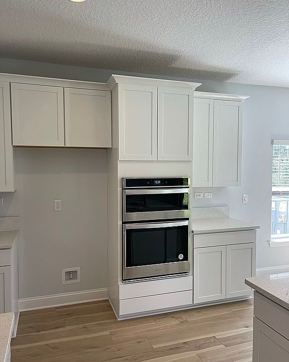 2nd image of 214 Windermere Way