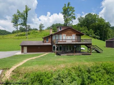 100 Graceland Rd, Roanoke, WV, 26447