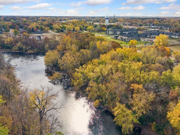 23555 Ambassador Blvd NW, Saint Francis, MN 55070