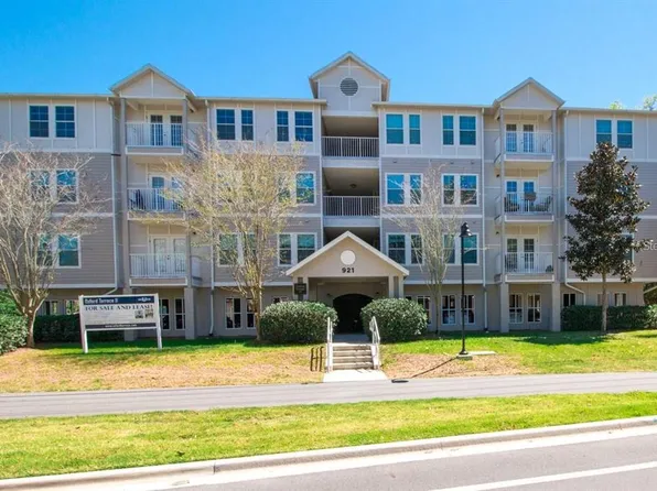 921 SW Depot Ave APT 402, Gainesville, FL 32601