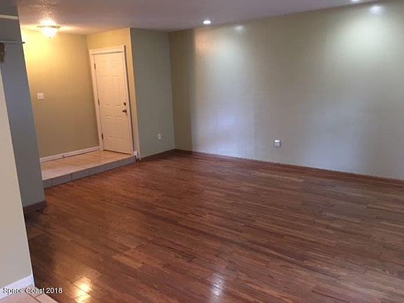 2nd image of 2745 Hancock Dr