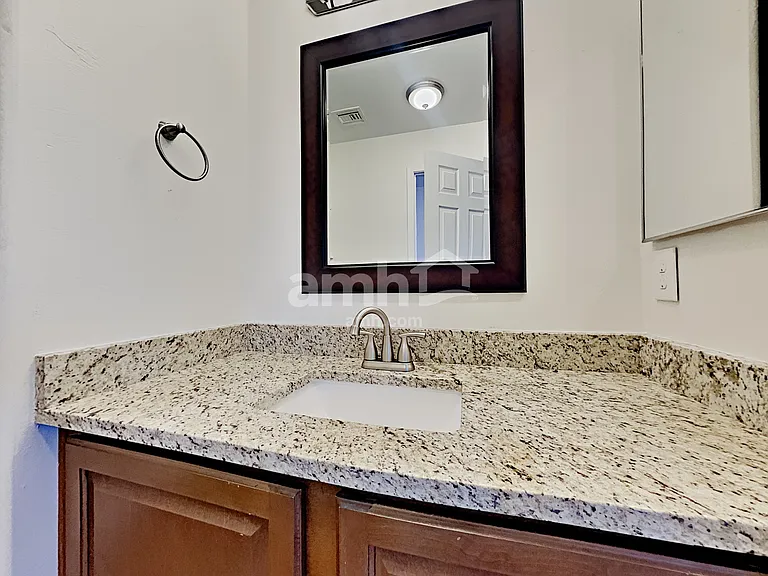 902 E Autumn Harvest Pl — Photo 15