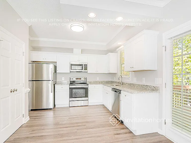 1612 Nesfield Pl — Photo 6